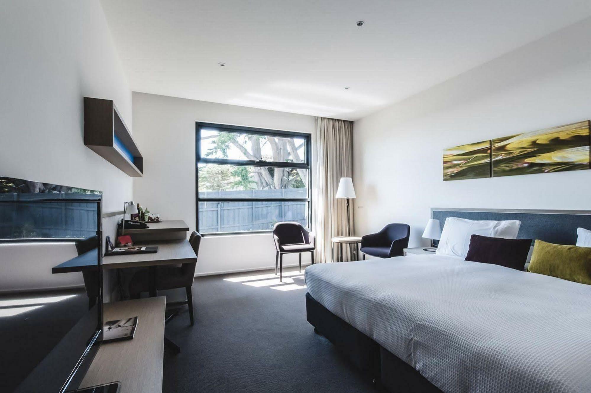 Quarters At Flinders Hotel Экстерьер фото